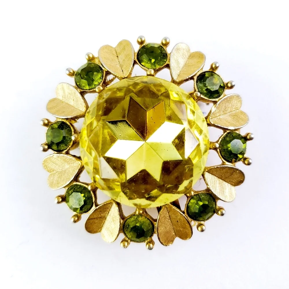 Vintage Avon Brooch Pendant Pin Green